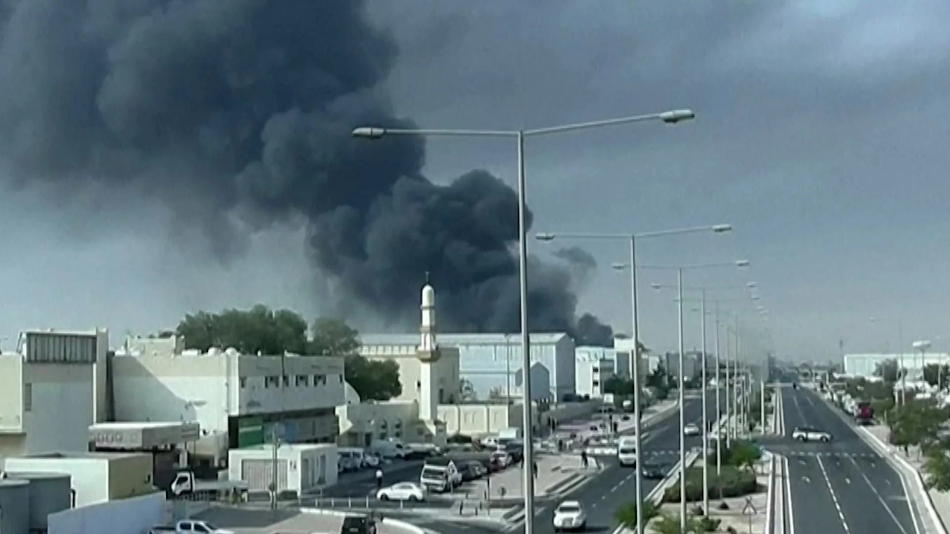 Missile interceptions over Qatar capital — Patriot batteries engage Iranian Fattah-2 hypersonic missiles targeting Al-Udeid Air Base
